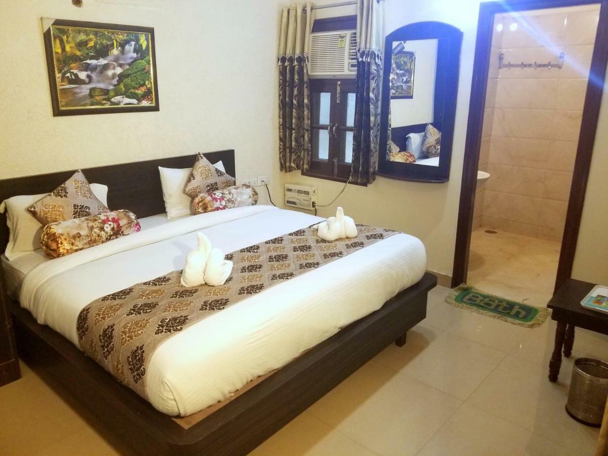 Hotel Krishna'S Near Golden Temple Amritsar Esterno foto